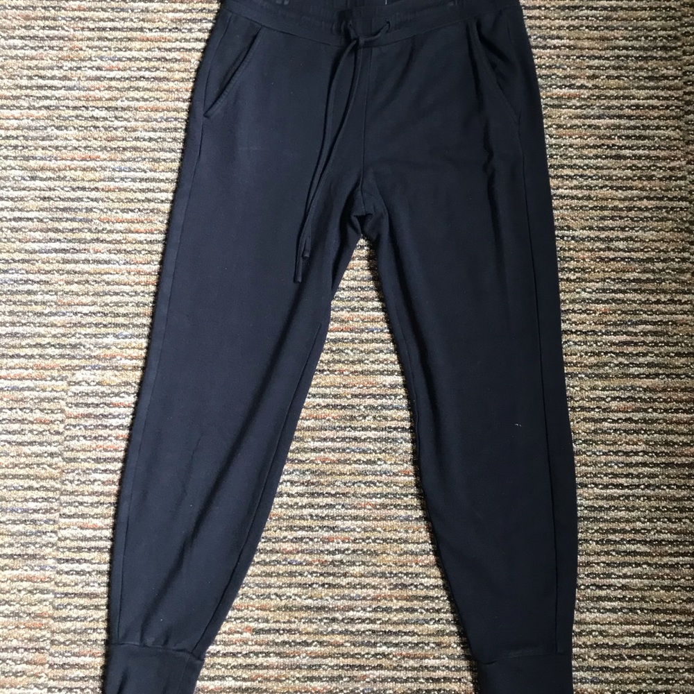Ann Taylor Black Athletic Leggings. Never worn.